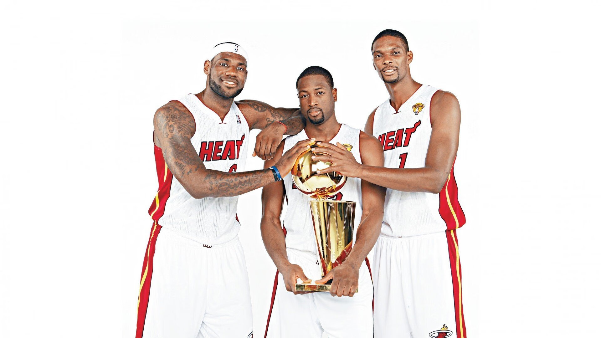 爱游戏娱乐-_魔术队追逐梦想，不断迈向高峰_，魔术队魔术师